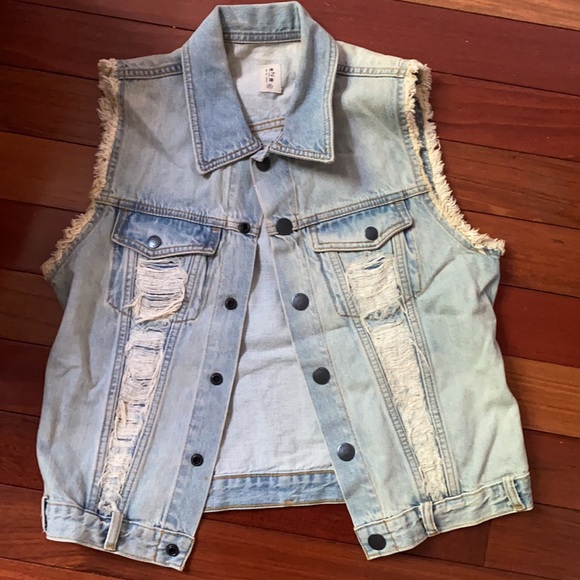 Volcom denim vest - Picture 3 of 4